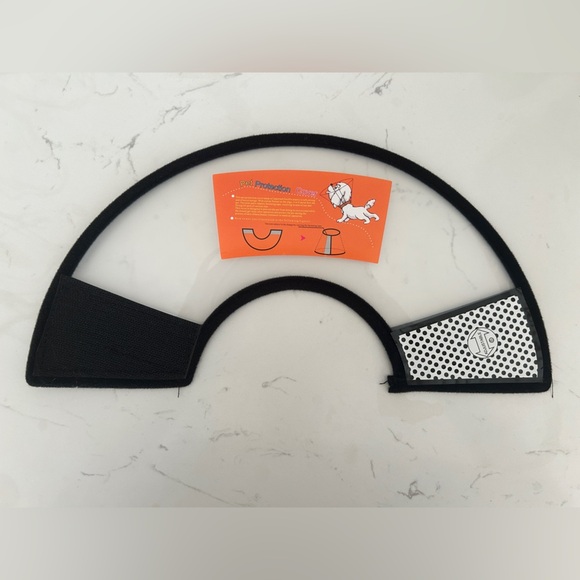 Adjustable Pet Recovery Cone - XS (Under 10 Pounds) - NWT - Picture 1 of 4